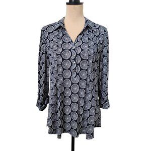 Juniper + Lime Size L Navy Blue w/White Medallion Pintuck Detail Long Sleeve Top